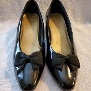 Black Patent Pumps with Bow